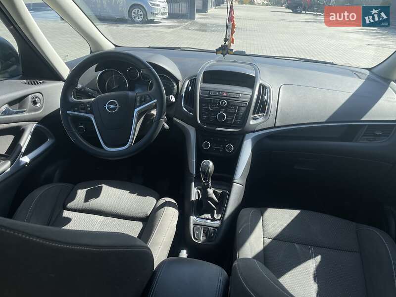 Мінівен Opel Zafira 2014 в Кам'янець-Подільському