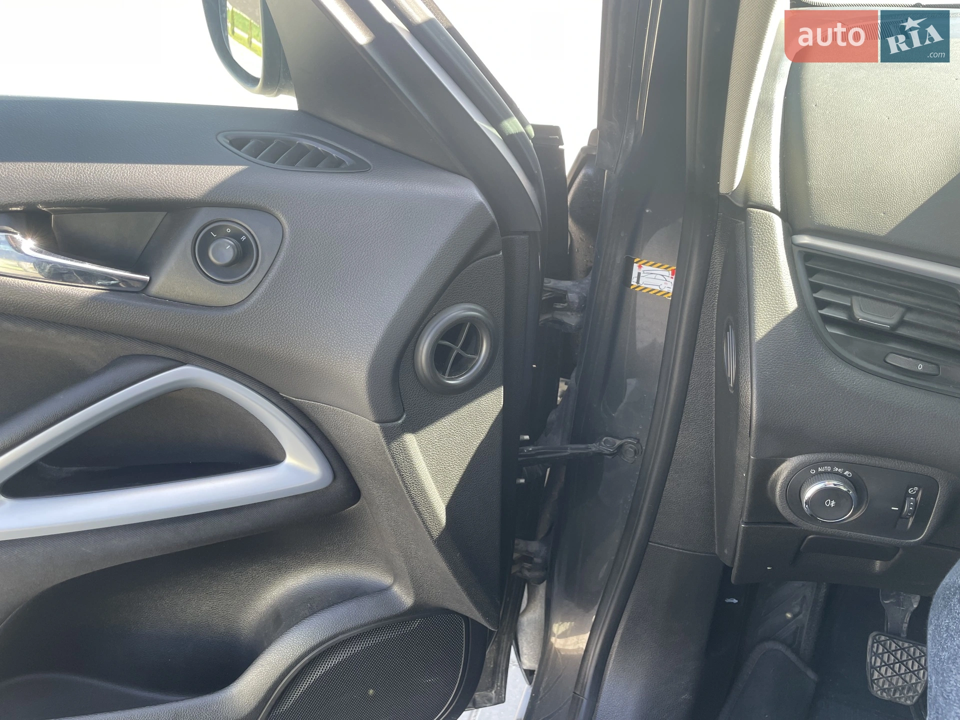 2014 Opel Zafira - мініатюра 42