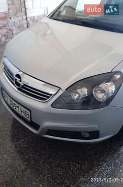 Мінівен Opel Zafira 2010 в Коломиї