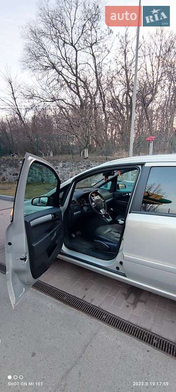 Мінівен Opel Zafira 2009 в Первомайську