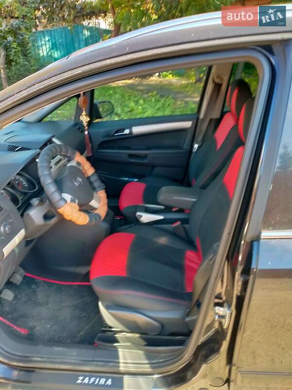 Мінівен Opel Zafira 2008 в Кривому Розі