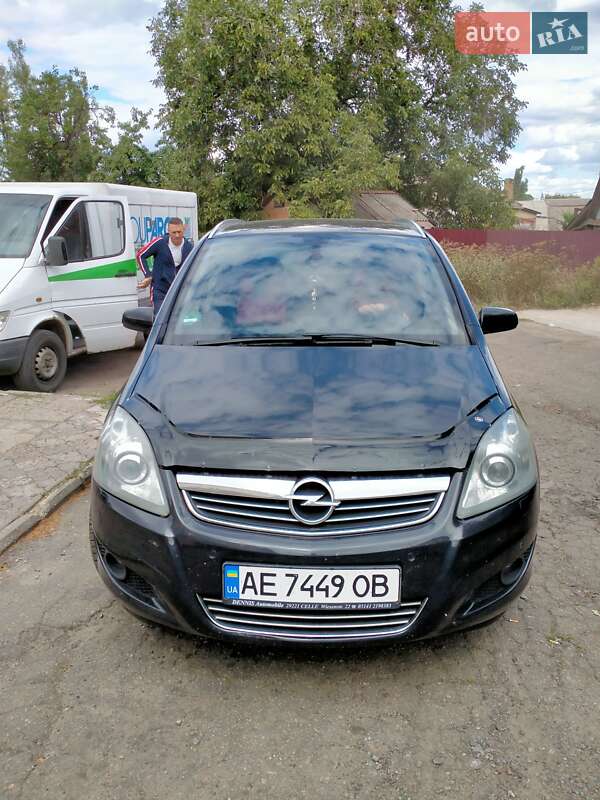 Мінівен Opel Zafira 2008 в Кривому Розі
