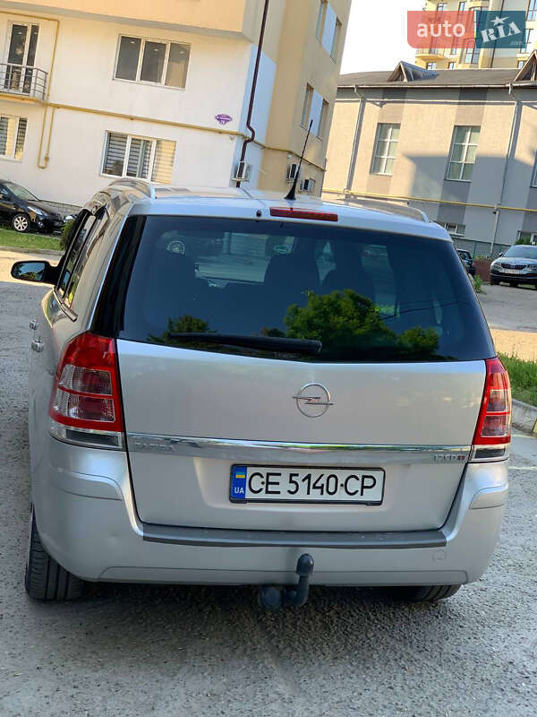 Минивэн Opel Zafira 2008 в Черновцах