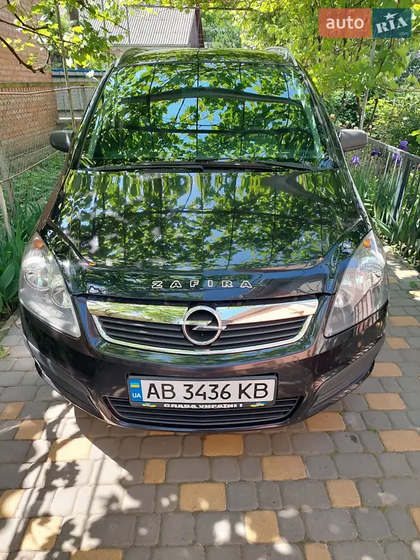 Минивэн Opel Zafira 2007 в 