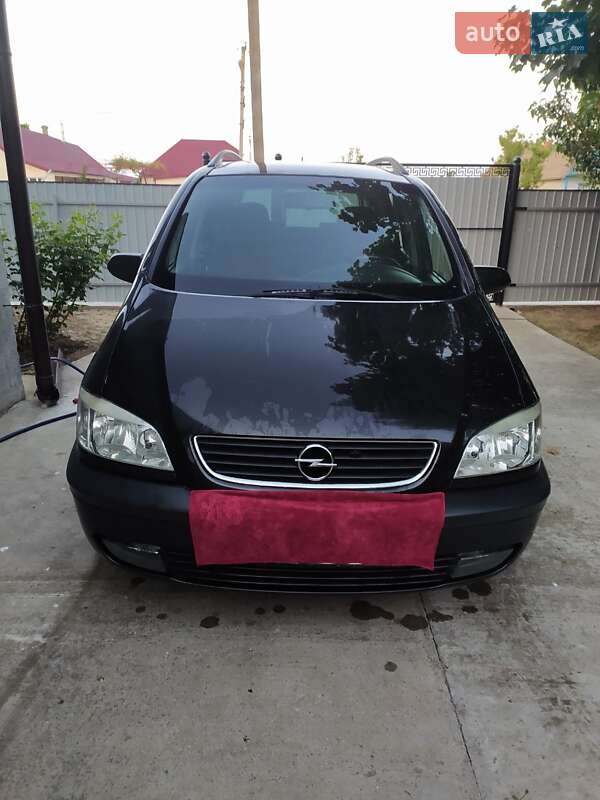 Минивэн Opel Zafira 2001 в Одессе