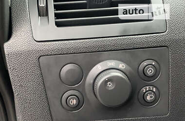 Минивэн Opel Zafira 2011 в 