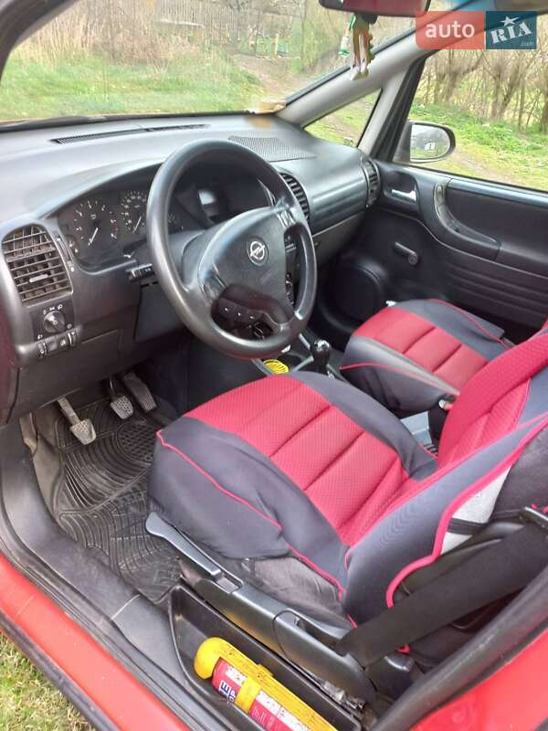 Мінівен Opel Zafira 2001 в Великому Березному