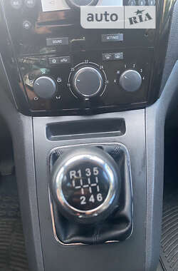 Минивэн Opel Zafira 2010 в 