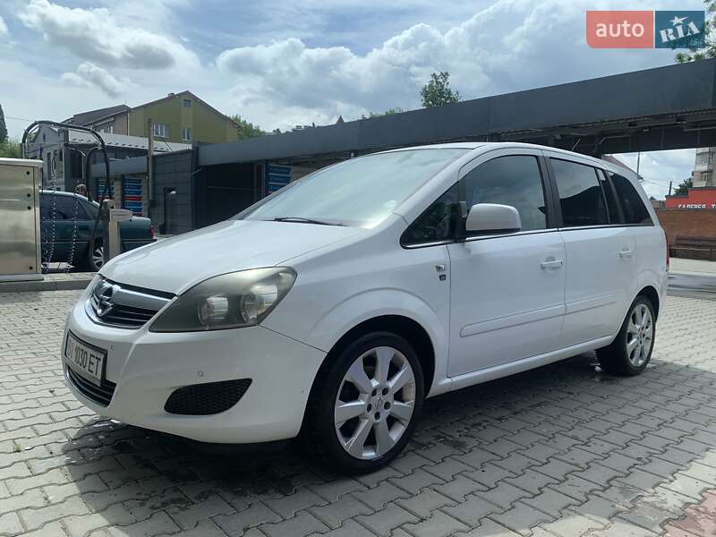 Opel Zafira 2010