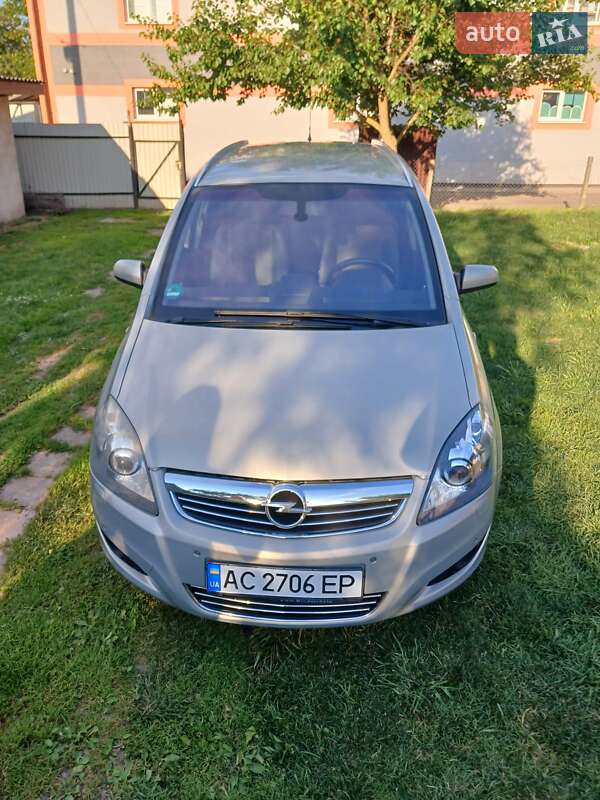Мінівен Opel Zafira 2009 в Локачах