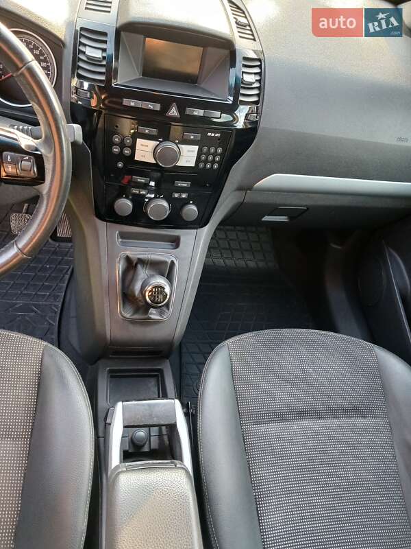 Мінівен Opel Zafira 2009 в Локачах