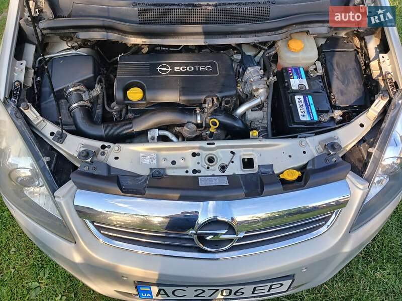 Мінівен Opel Zafira 2009 в Локачах