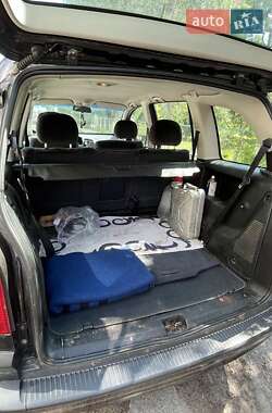 Минивэн Opel Zafira 2001 в 