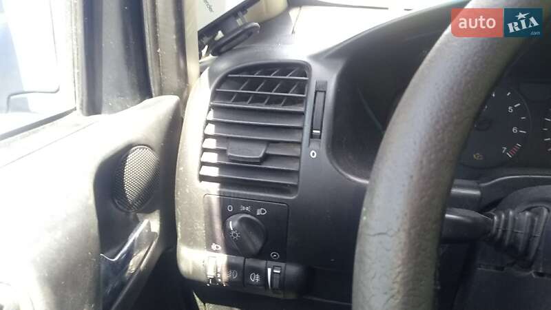 Минивэн Opel Zafira 1999 в Виннице