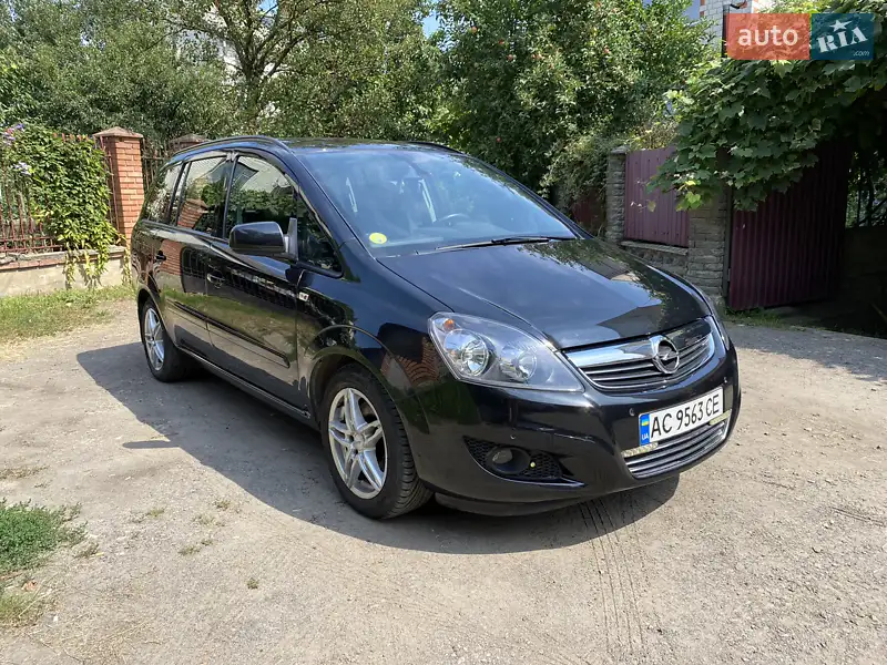 Opel Zafira 2014