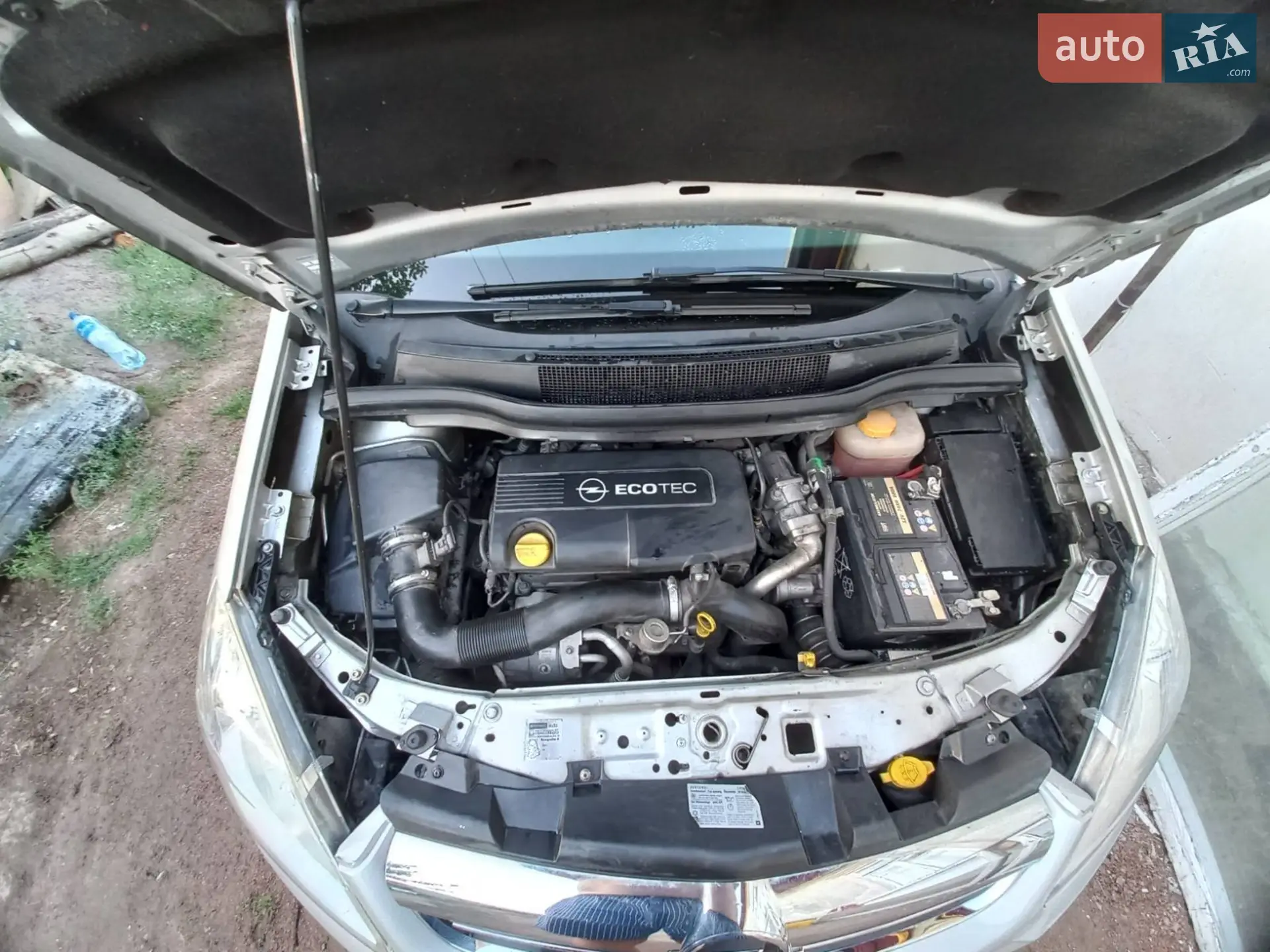 2010 Opel Zafira - мініатюра 2