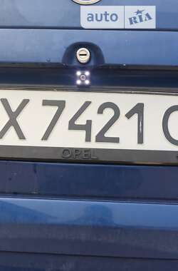 Минивэн Opel Zafira 2004 в Городке