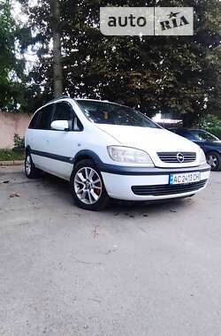 Минивэн Opel Zafira 2003 в Луцке