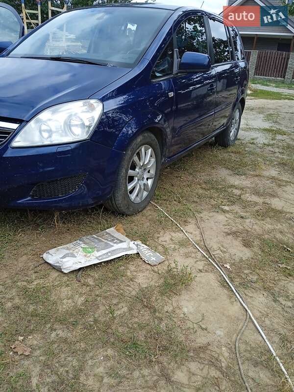 Минивэн Opel Zafira 2012 в Калуше фото 11 Минивэн Opel Zafira 2012 в Калуше