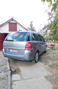 Минивэн Opel Zafira 2007 в 