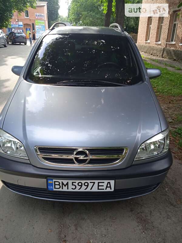 Минивэн Opel Zafira 2003 в Ромнах