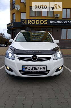 Мінівен Opel Zafira 2011 в Луцьку