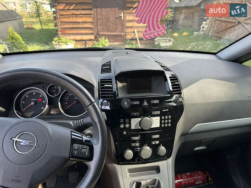 Мінівен Opel Zafira 2012 в Ратному