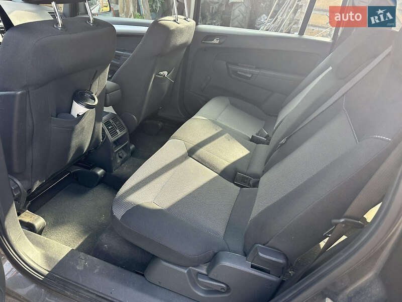 Мінівен Opel Zafira 2012 в Ратному