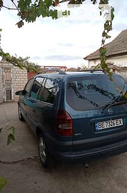 Мінівен Opel Zafira 2000 в Вітовському районі