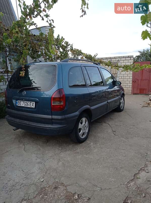 Мінівен Opel Zafira 2000 в Вітовському районі