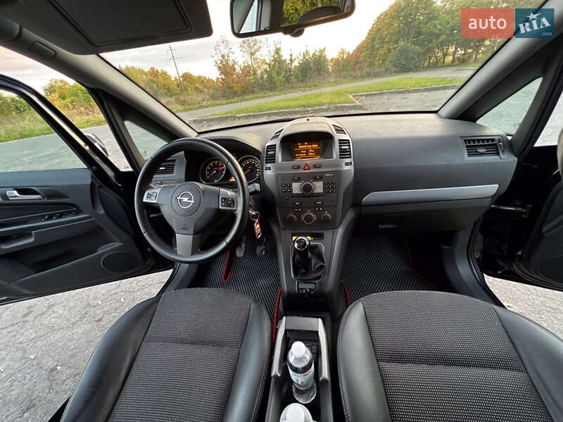 Мінівен Opel Zafira 2006 в Володимирі
