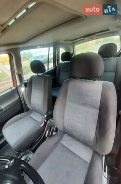 Минивэн Opel Zafira 2000 в Ровно