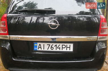 Минивэн Opel Zafira 2008 в Бородянке