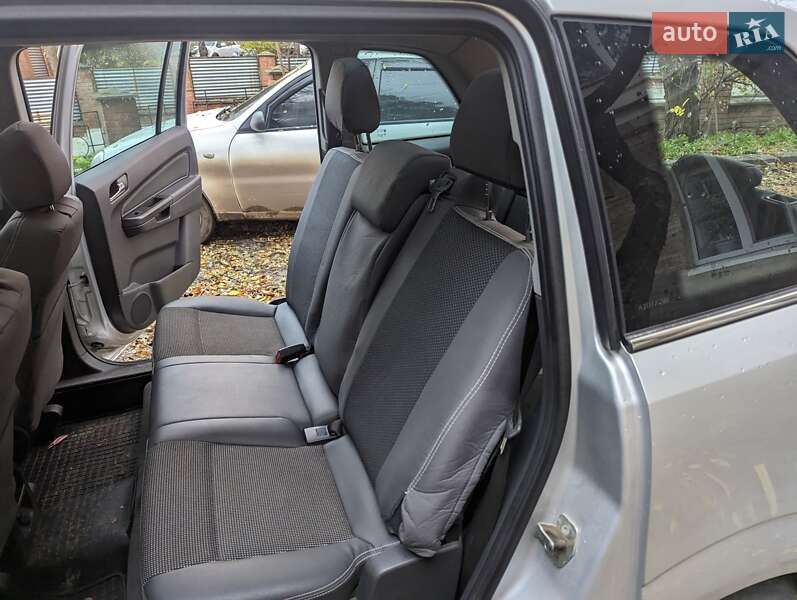 Минивэн Opel Zafira 2010 в Полтаве