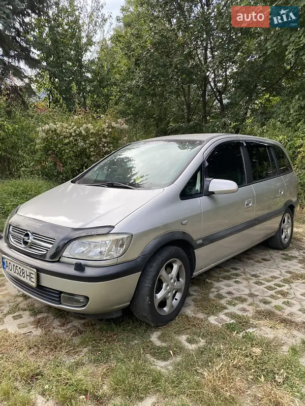 Opel Zafira 2004