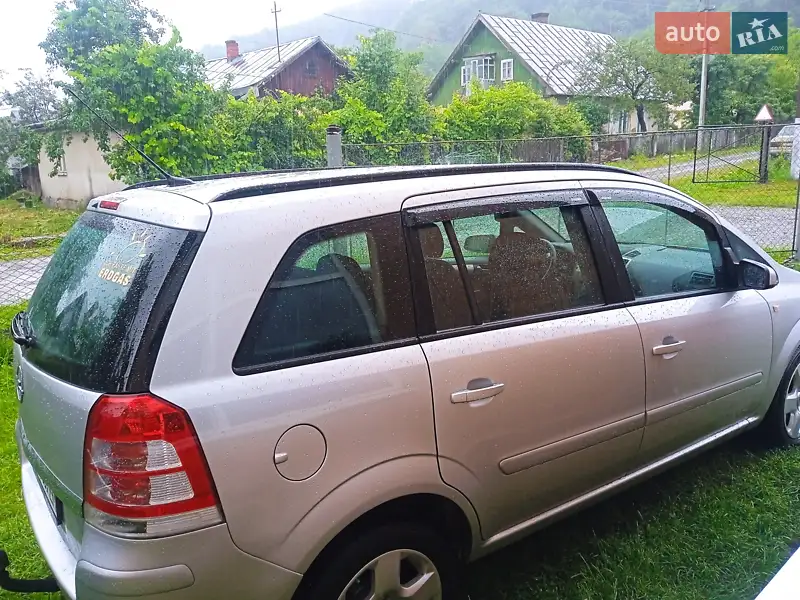 Opel Zafira