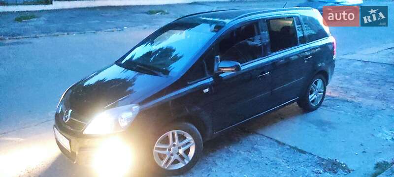 Мінівен Opel Zafira 2007 в Прилуках