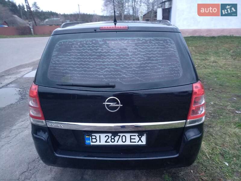 Мінівен Opel Zafira 2010 в Полтаві