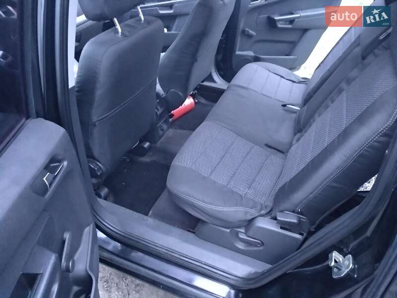 Мінівен Opel Zafira 2010 в Полтаві