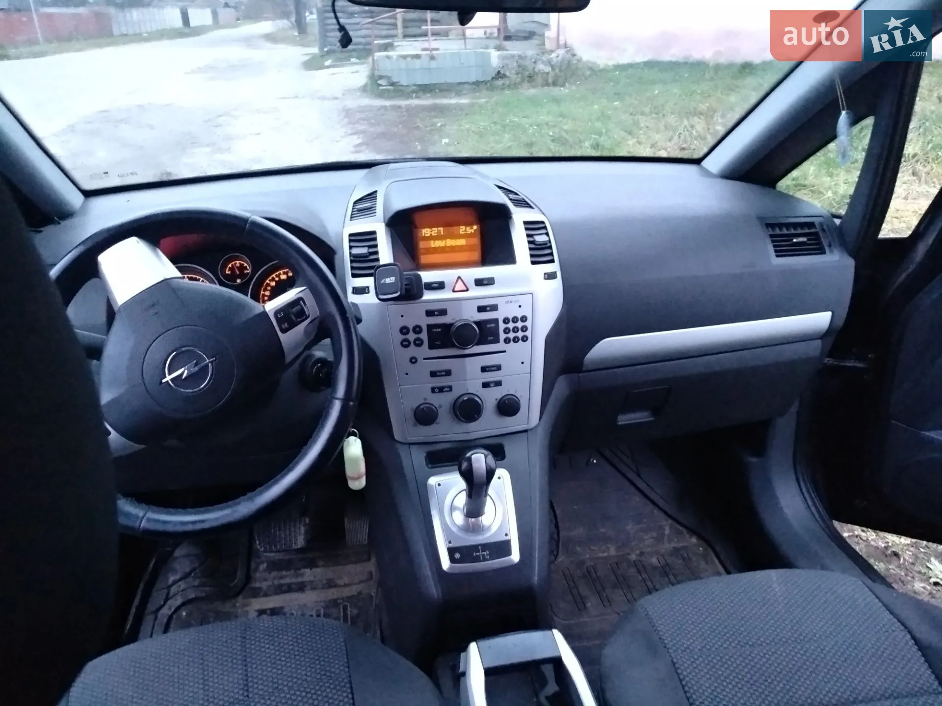 2010 Opel Zafira - мініатюра 47