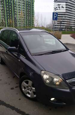 Минивэн Opel Zafira 2008 в Броварах