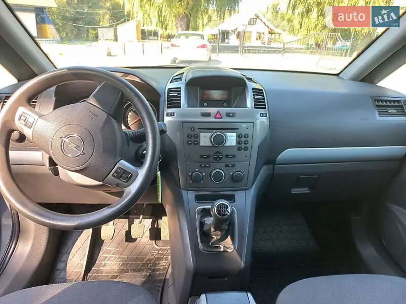 Минивэн Opel Zafira 2006 в Ивано-Франковске фото 5 Минивэн Opel Zafira 2006 в Ивано-Франковске