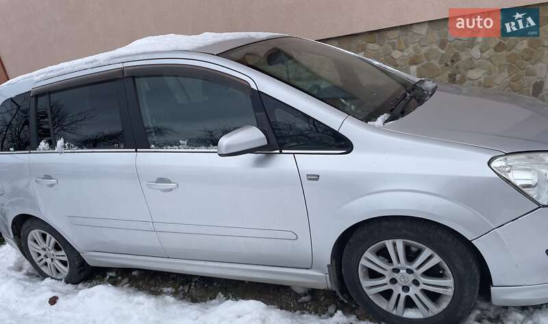 Минивэн Opel Zafira 2008 в Самборе