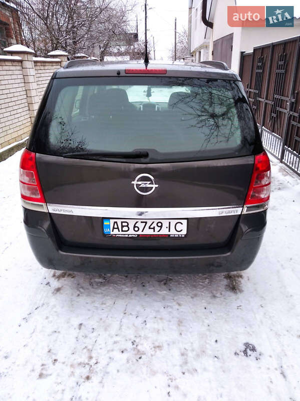 Минивэн Opel Zafira 2013 в Виннице фото 5 Минивэн Opel Zafira 2013 в Виннице