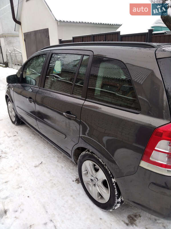 Минивэн Opel Zafira 2013 в Виннице фото 8 Минивэн Opel Zafira 2013 в Виннице