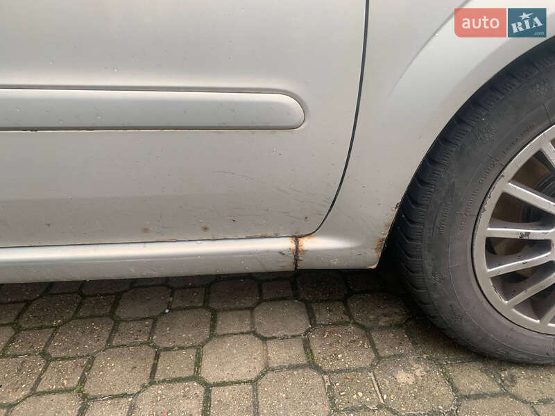 Минивэн Opel Zafira 2005 в Дрогобыче