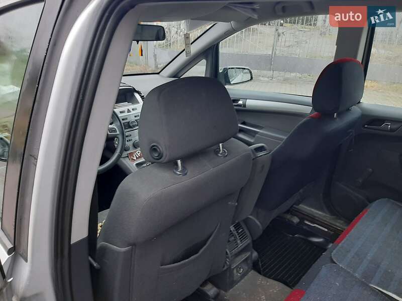 Мінівен Opel Zafira 2009 в Львові фото 7 Мінівен Opel Zafira 2009 в Львові