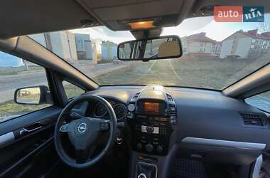 Мінівен Opel Zafira 2013 в Львові