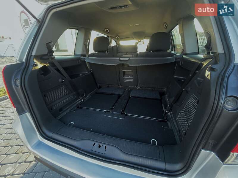 Мінівен Opel Zafira 2013 в Львові