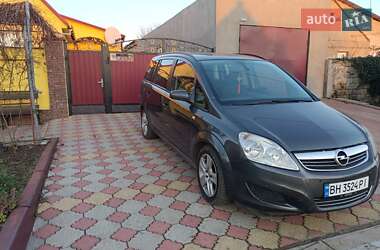 Минивэн Opel Zafira 2009 в 